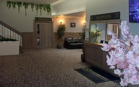 Kings Park Hotel